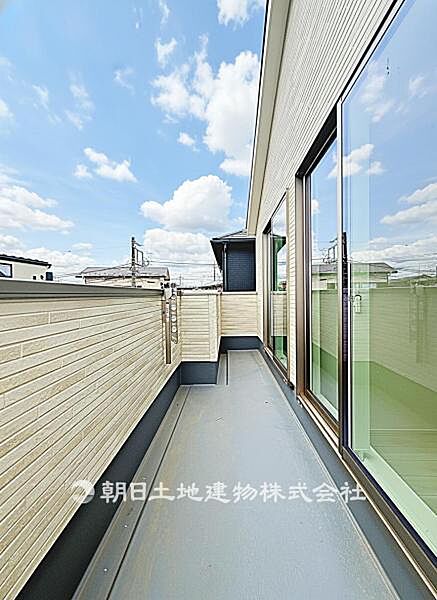 バルコニーを拡大表示