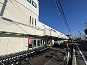 ジャパンミート卸売市場鳩ケ谷店　徒歩約7分　493ｍ　営業時間