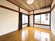 2階6帖の居室。お問い合わせお待ちしております☆彡