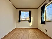 お子様が小さなうちは洋室を来客用のお部屋として確保することもできて便利です。