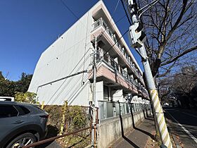 ハーモニー八柱  ｜ 千葉県松戸市常盤平陣屋前（賃貸マンション1K・3階・22.68㎡） その1