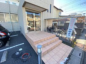 フローラ  ｜ 埼玉県北足立郡伊奈町中央3丁目（賃貸マンション1K・2階・30.00㎡） その3