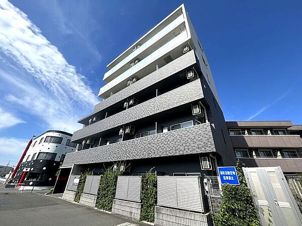 Ｃｒｅｓｔ　Ｍａｂａｓｈｉ