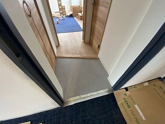 Y’sHiragishi_内装_3