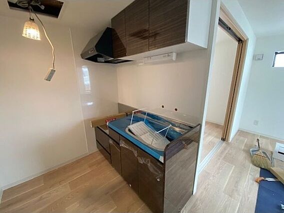 Y’sHiragishi_内装_1