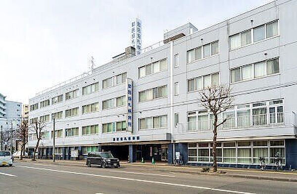 画像19:勤医協札幌病院 220m