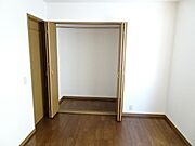 たっぷり収納できるクローゼット