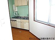 玄関から居室内が見えにくい間取りです