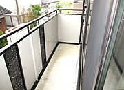 南向きのバルコニーです