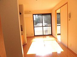 セジュールTOJIKI 101 1階2DKのリビング/ダイニング