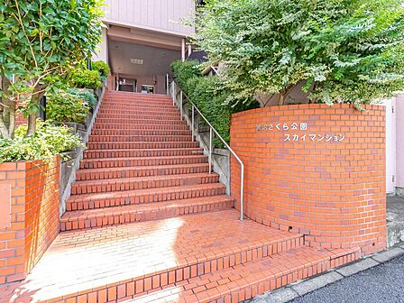 きれいに保たれたエントランスが毎日のお出迎えに
