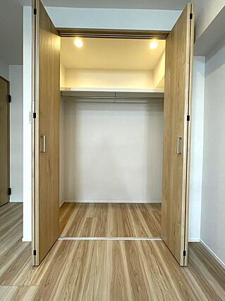 主寝室6.8帖...