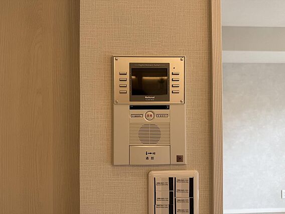 【TVモニター...