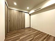 洋室3.7帖引き戸を大きく開口してLDと繋げても解放感あります♪