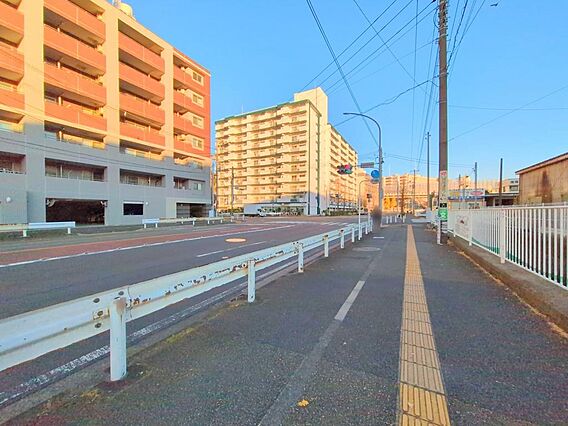 【前面道路】