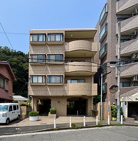 JR京浜東北・根岸線「根岸」/駅まで平坦なアプローチ