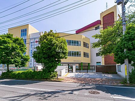 川崎市立塚越中学校