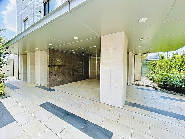 エントランスを拡大表示