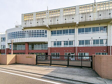 【川崎市立古市場小学校】