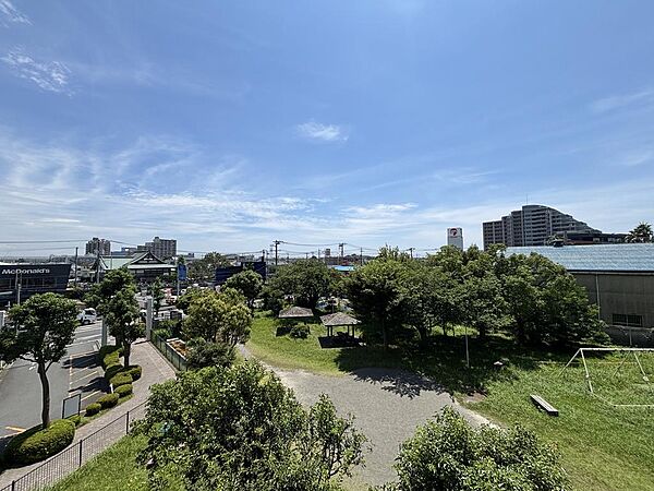 バルコニーを拡大表示
