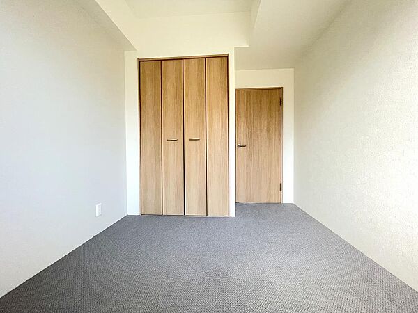 洋室を拡大表示