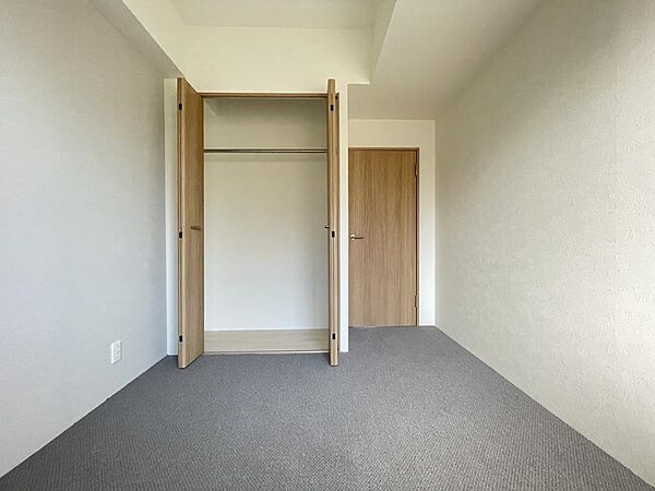 洋室を拡大表示