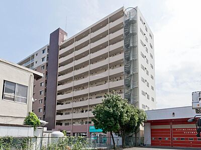 外観:◎3路線4駅利用可徒歩圏♪◎近隣にスーパー・コンビニあり買物至便♪ 外観:◎3路線4駅利用可徒歩圏♪◎近隣にスーパー・コンビニあり買物至便♪