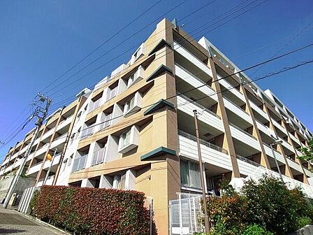 ◎南×東向き・プライバシー性の高い人気の角住戸