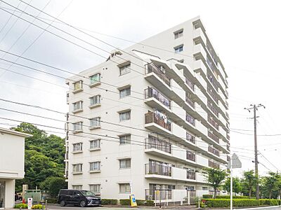 外観:◎総戸数197戸のビッグコミュニティ♪◎近隣には買物施設・公園など徒歩圏にあり生活至便♪ 外観:◎総戸数197戸のビッグコミュニティ♪◎近隣には買物施設・公園など徒歩圏にあり生活至便♪