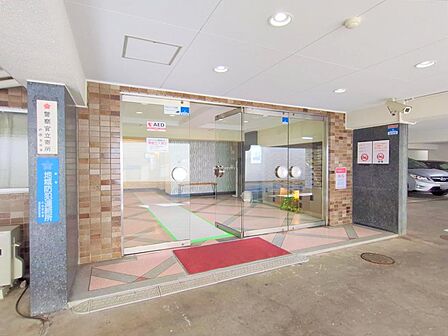 マンションには日勤で管理人がいるので清掃が行き届き、共有スペースはいつも綺麗に保たれています