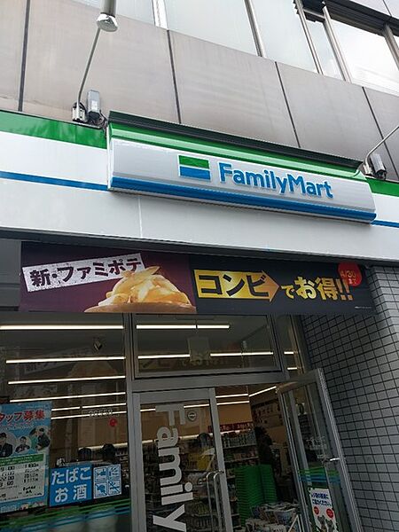 画像22:【コンビニエンスストア】ファミリーマート 築地市場前店まで396ｍ