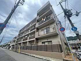 ヴィラ本山  ｜ 兵庫県神戸市東灘区本山中町1丁目（賃貸マンション1LDK・4階・41.65㎡） その1