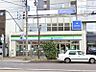 周辺：ファミリーマート五稜郭公園電停前店 80m