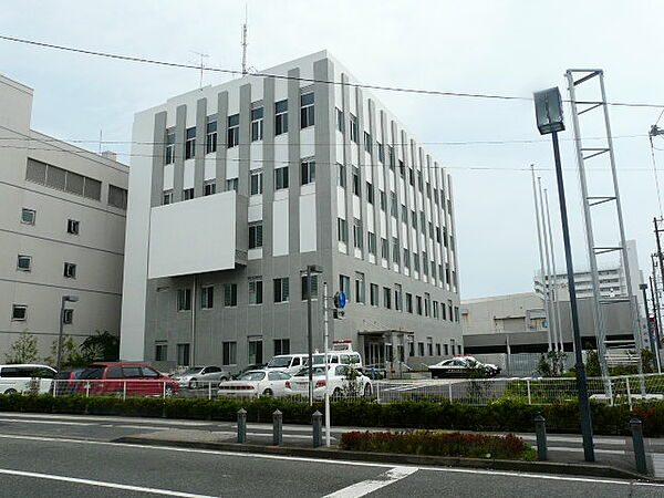 画像17:金沢警察署（674m）