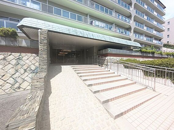 マンションのエ...
