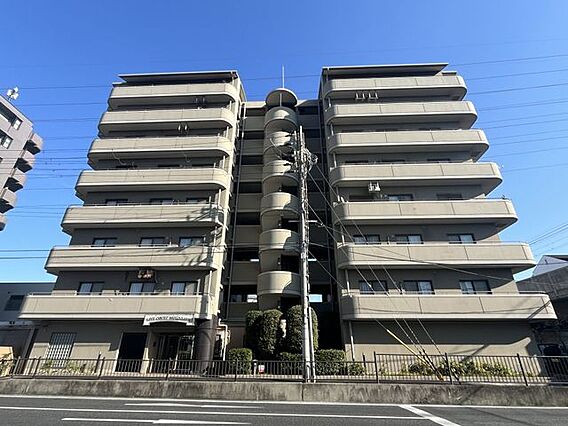 8階建ての6階...