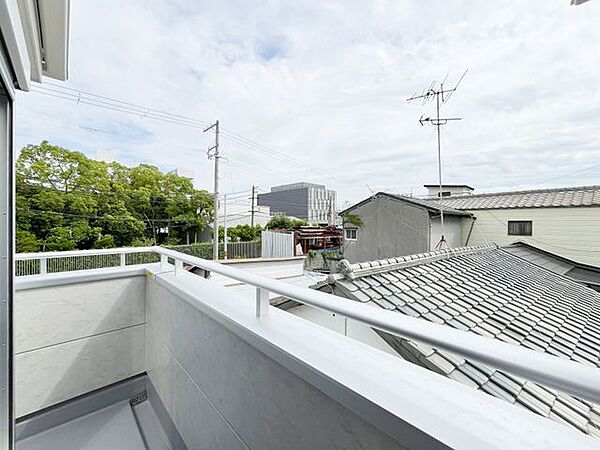 バルコニーを拡大表示