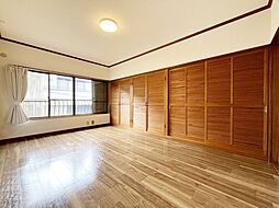 寝室の画像