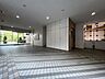 その他：シンプルなロビーですが、住む人にとって居心地の良い空間を提供します