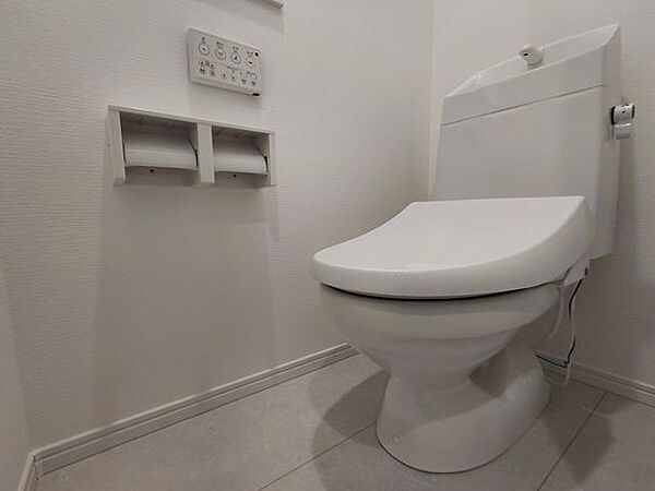 トイレを拡大表示