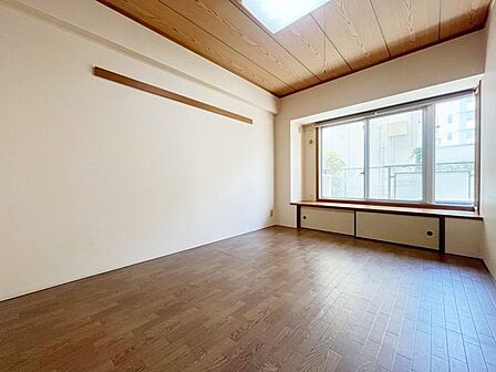 エリアの特性や周辺環境についての情報提供も行っています。物件だけでなく、地域の暮らしやすさも含めてご確認いただけます