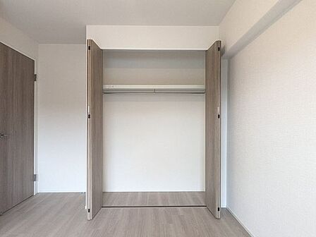 エリアの特性や周辺環境についての情報提供も行っています。物件だけでなく、地域の暮らしやすさも含めてご確認いただけます