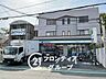 周辺：ファミリーマート甲陽園駅前店 徒歩8分。 630m