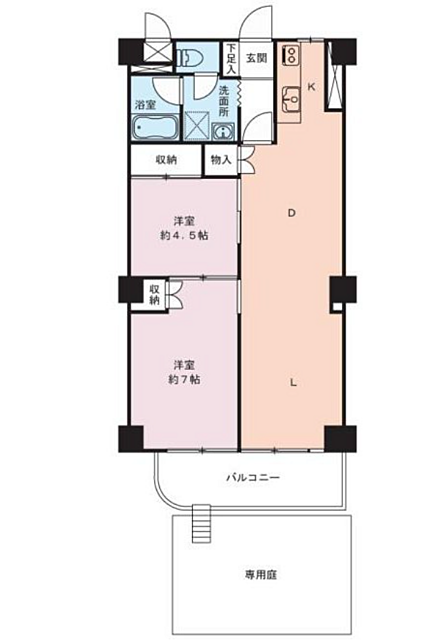 専用庭付き南西向きの明るい住まい。各居室収納充実です