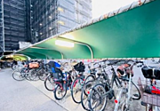 駐輪場有：年額2,400円/バイク置場有：年額4,800円〜36,000円