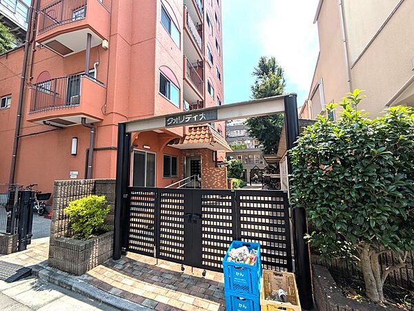 エントランスを拡大表示