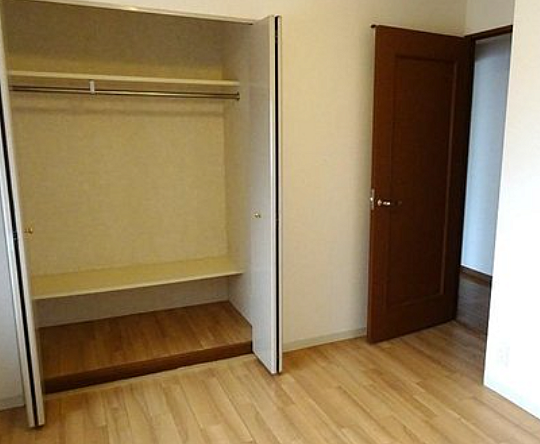 洋室を拡大表示
