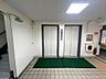 設備：２基のエレベーター。忙しい朝なども助かります