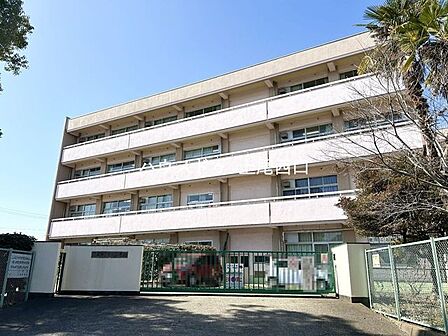 上尾市立芝川小学校 500m