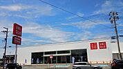 ユニクロ国体道路店